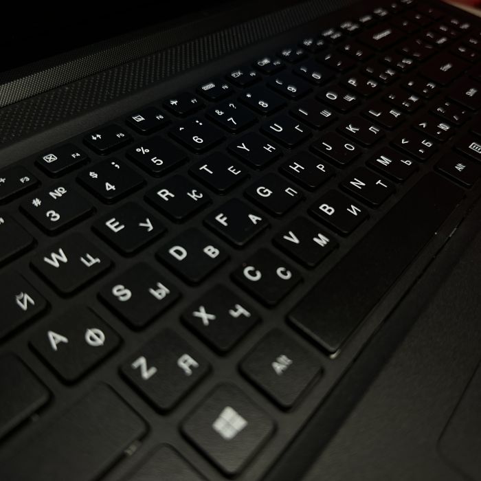 Ноутбук Lenovo IdeaPad 100-15IBD i3-5005U 4Gb 500Gb HDD Nvidia 920M - 1Gb Б\В