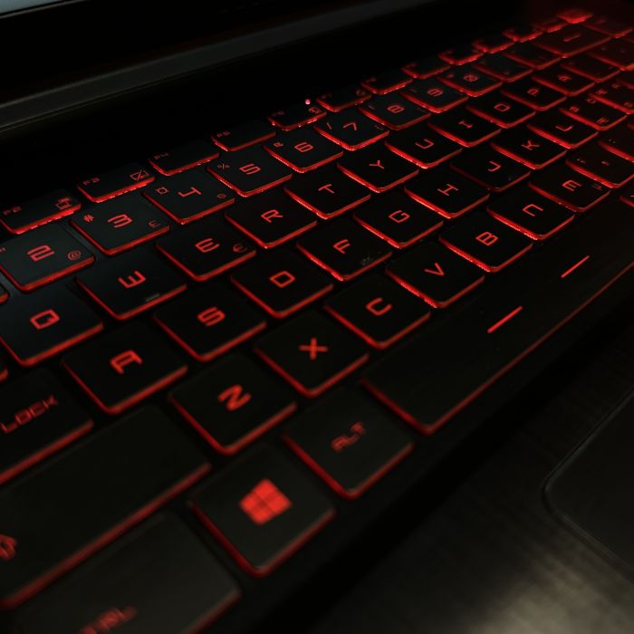 Ноутбук MSI MS-16W2 i7-10750H 16Gb 1Tb SSD RTX3060 - 6Gb Б\В