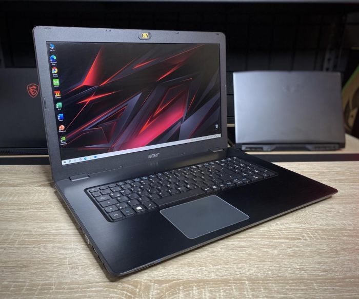 ноутбук Acer Aspire 17 F5-771G I5-7200U 8 GB SSD 500GB GTX 950M Б/В