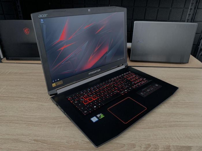 Ноутбук Acer Predator 17,3 i7-7700HQ 8Gb 512SSD 1Tb HDD GTX1060 Б/В