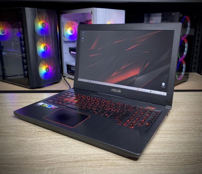 Ноутбук ASUS Tuf i5-7300HQ 16Gb 256SSD GTX1060 Б/В
