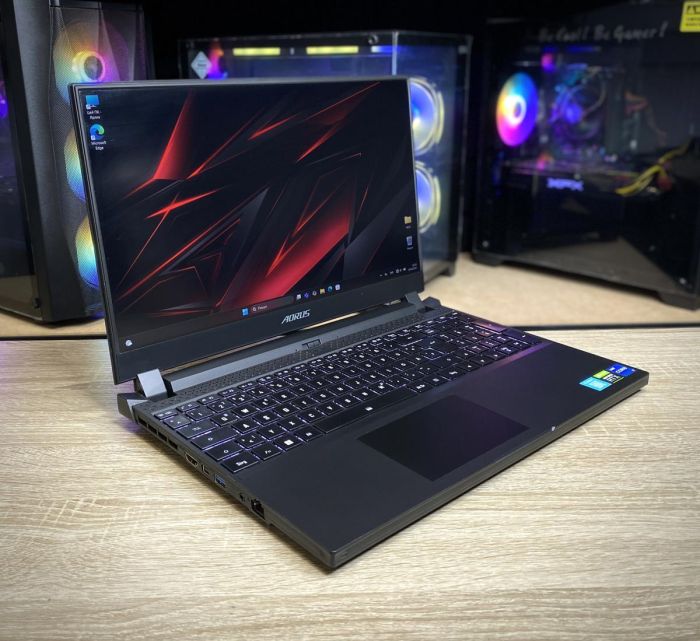 Ноутбук Gigabyte Aorus 5 i7-12700H 32Gb 1Tb SSD RTX 3070-8Gb