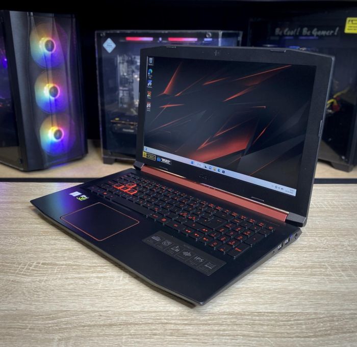 Ноутбук Acer Nitro 5 i5-8300H/8Gb/256SSD/Nvidia GTX1050Ti