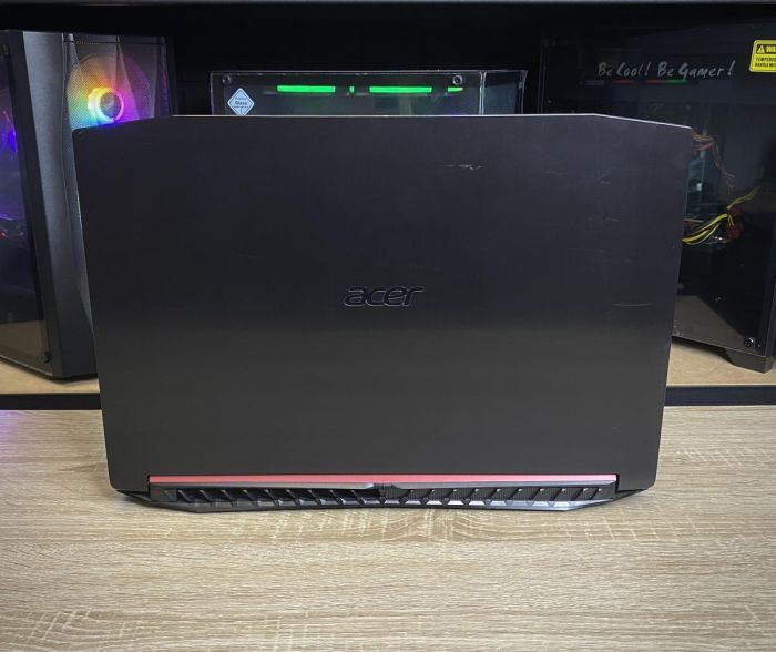 Ноутбук Acer Nitro 5 i5-8300H/8Gb/256SSD/Nvidia GTX1050Ti