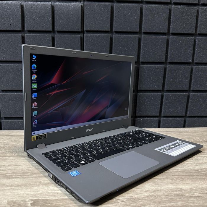 Ноутбук Acer Aspire E5 Pentium 3556U/6GB/500GB HDD/IntelHD/ Б/В