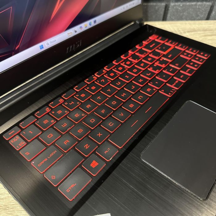 Ноутбук MSI GF65 120Hz i5-10300H/16GB/512SSD/RTX2060 Б/В
