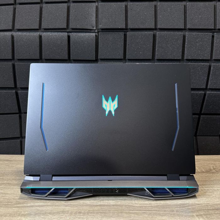 Ноутбук Acer Predator ph517-52 17" 2K 165Hz QI7-11800H/32GB/500SSD/RTX3070-8GB (Ор.Кор) Б/В