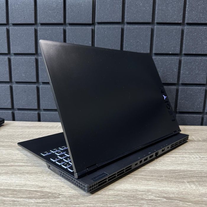 Ноутбук Lenovo Legion Y530 i5-8300H/8GB/1TBHDD + 128SSD/GTX1050TI-4GB (Ор.Кор)