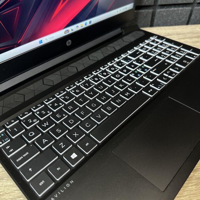 Ноутбук HP Pavilion Gaming Ryzen 5 5600H/8Gb/512SSD/RTX3050 Б/В