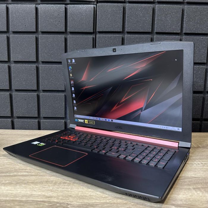 Ноутбук Acer Nitro 5 i5-8300H/8GB/256SSD/GTX1050-4GB