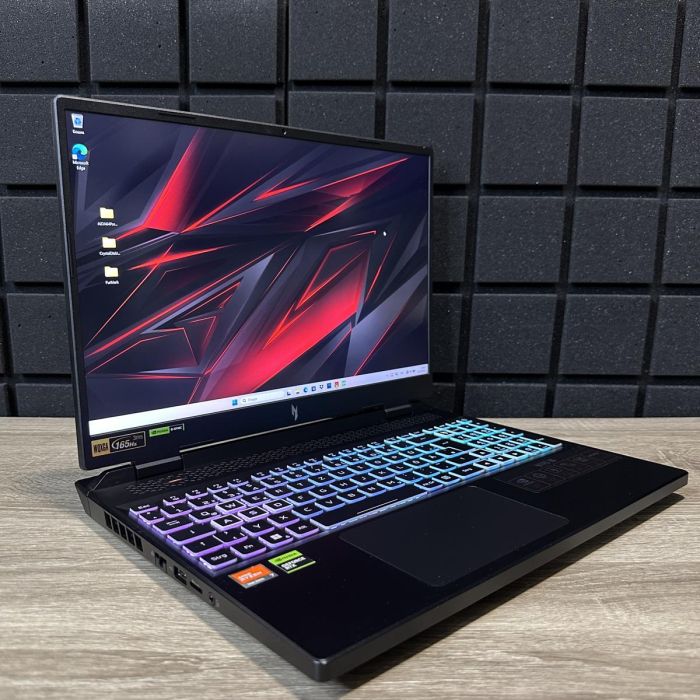 ноутбук Acer Nitro 16 165Hz Ryzen 7 7840HS/16GB/1TBSSD/RTX4070-8GB Б/В