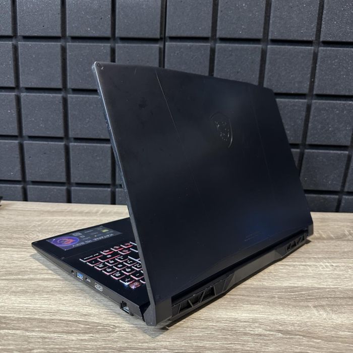 ноутбук MSI Katana 15 144Hz i7-12650H/16GB/512SSD/RTX4070-8GB Б/В