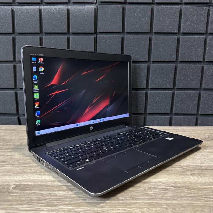 ноутбук HP ZBook 15 G3 i7-6700HQ/8GB/256SSD/QuadroM1000M-2GB Б/В