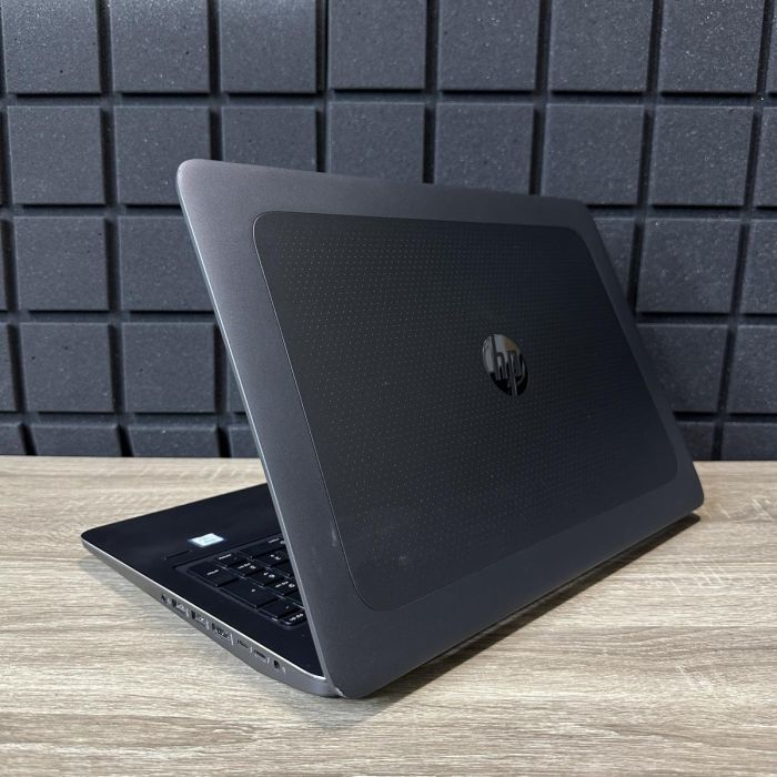 ноутбук HP ZBook 15 G3 i7-6700HQ/8GB/256SSD/QuadroM1000M-2GB Б/В