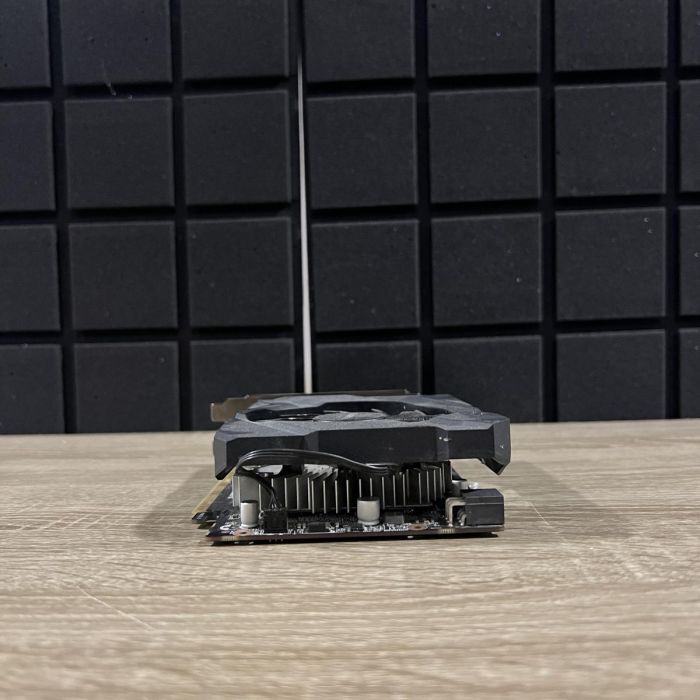 Відеокарта Gigabyte 1650 Б/В