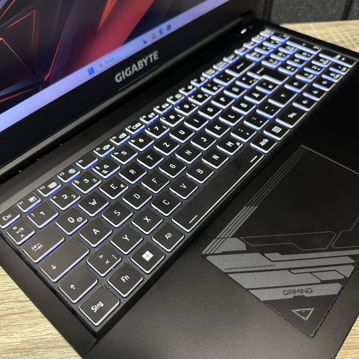 Ноутбук Gigabyte G5 144Hz i5-12500H/16GB/512SSD/RTX4050-6GB Б/В