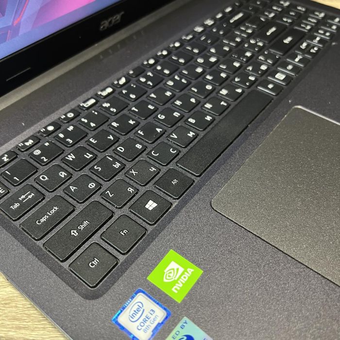 Ноутбук Acer Aspire 3 i3-8130U/8GB/256SSD/MX130-2GB Б/В