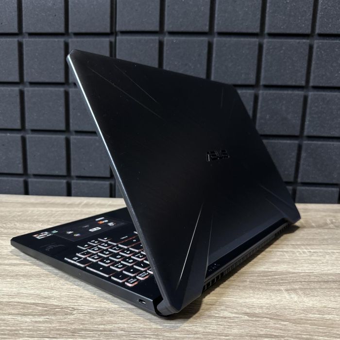 Ноутбук Asus Tuf Gaming FX505DT Ryzen 5-3550H/16GB/512SSD/GTX1650-4GB Б/В