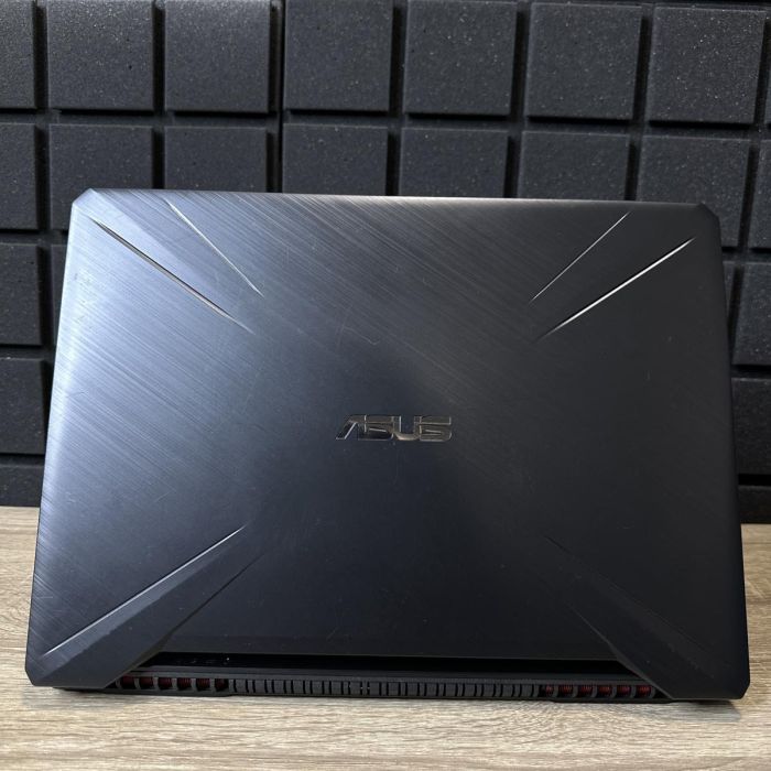 Ноутбук Asus Tuf Gaming FX505DT Ryzen 5-3550H/16GB/512SSD/GTX1650-4GB Б/В