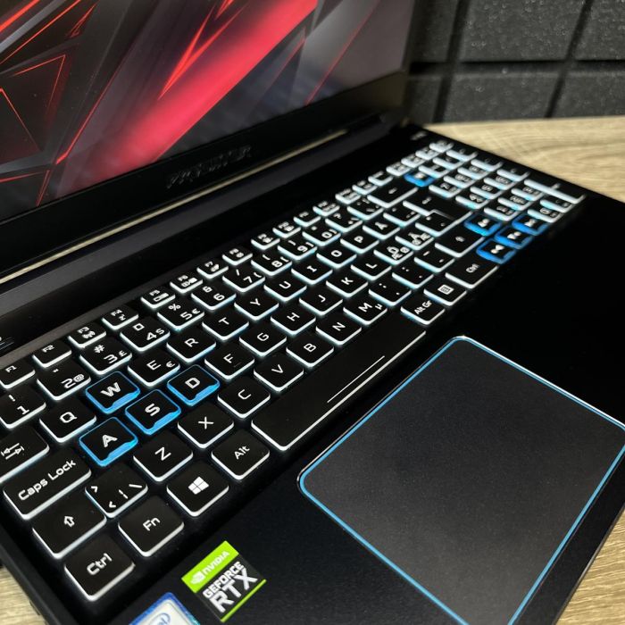 Ноутбук Acer Predator PH315-52 144Hz I7-9750H/16GB/512SSD/RTX 2060 6GB Б/В