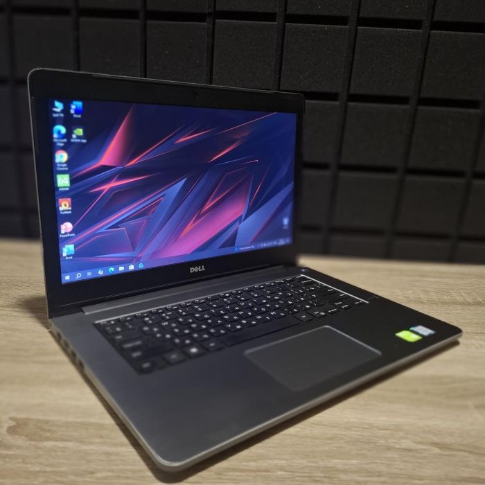 ноутбук Dell Vostro 14" i7-6500U/8GB/240SSD/930M-4GB Б/В