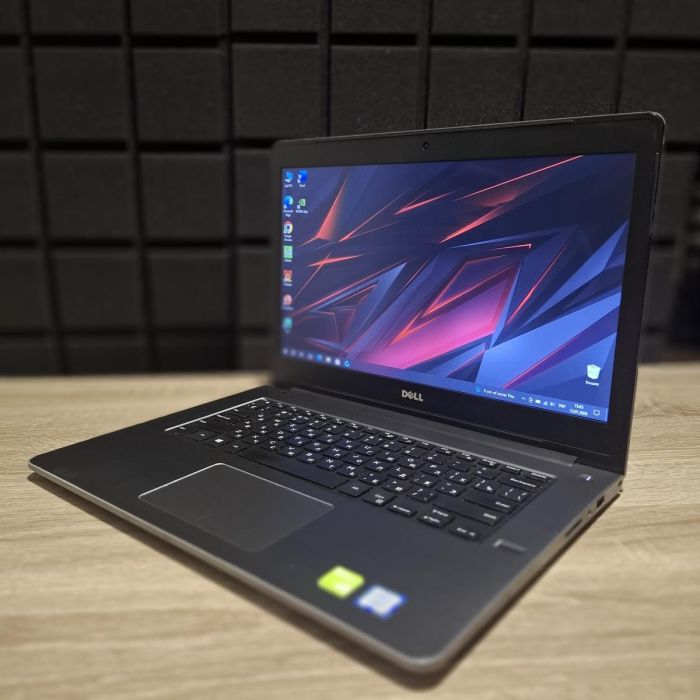 ноутбук Dell Vostro 14" i7-6500U/8GB/240SSD/930M-4GB Б/В