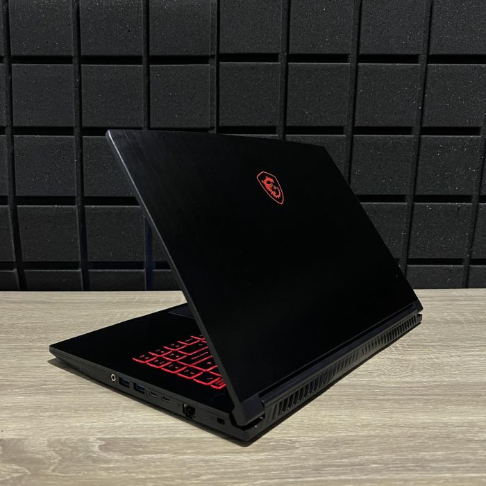 Ноутбук MSI GF65 144Hz i5-9300H/16Gb/128SSD/RTX2060-6GB Б/В