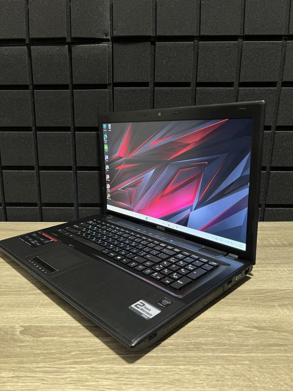 Ноутбук MSI GP70 2PE Leopard 17" i7-4710HQ/8GB/256SSD/840M-2GB Б/В