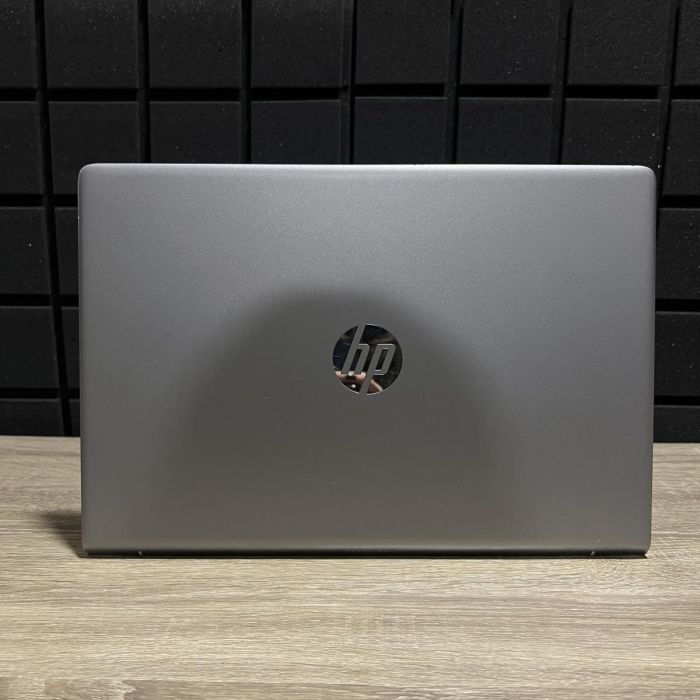 Ноутбук HP PAVILION 15 i7-8550U/8Gb/1TbHDD/940MX-2GB Б/В