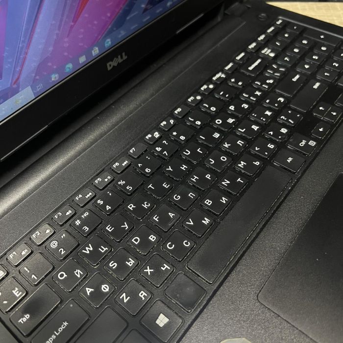 Ноутбук Dell Inspiron 15 i3-4005U/8GB/500HDD/820M Б/В