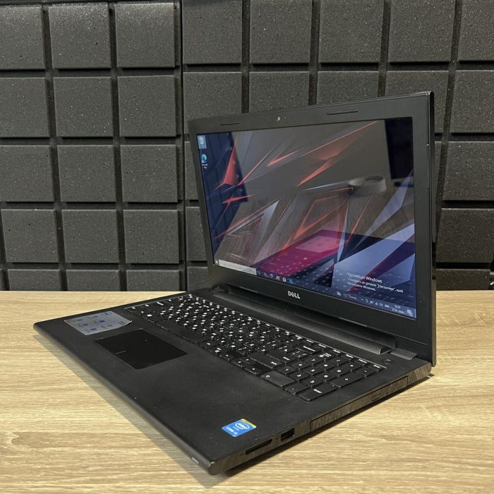 Ноутбук Dell Inspirion 3541 A6-6310/4Gb/500HDD/IntelHD Б/В