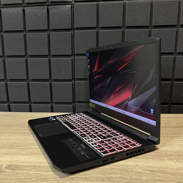 Ноутбук Acer Nitro AN515-57 144Hz i5-11400H/16GB/512SSD/RTX3060-6GB Б/В
