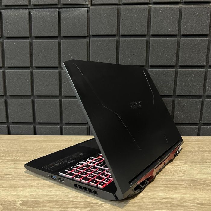 Ноутбук Acer Nitro AN515-57 144Hz i5-11400H/16GB/512SSD/RTX3060-6GB Б/В