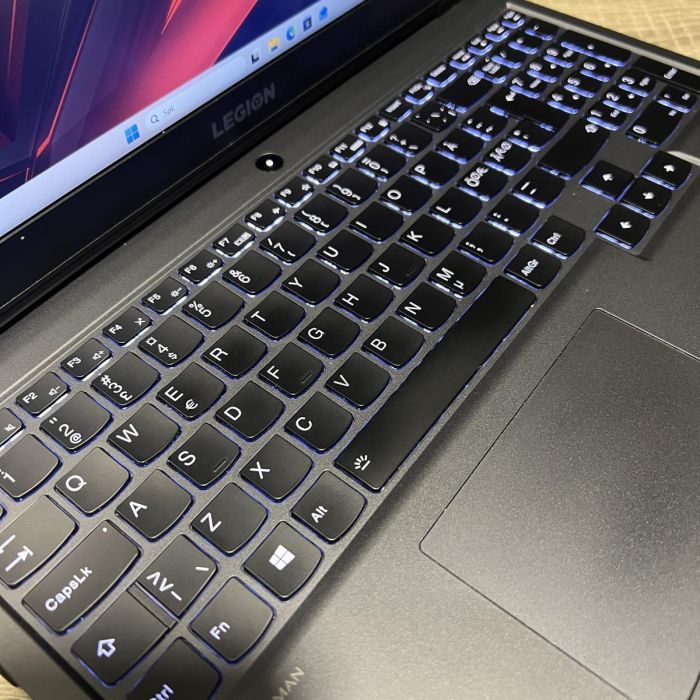 Ноутбук Lenovo Legion 120Hz i7-10750H/16GB/512SSD/RTX2060 Б/В