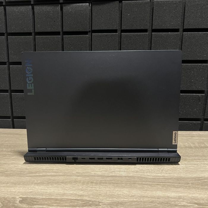 Ноутбук Lenovo Legion 120Hz i7-10750H/16GB/512SSD/RTX2060 Б/В