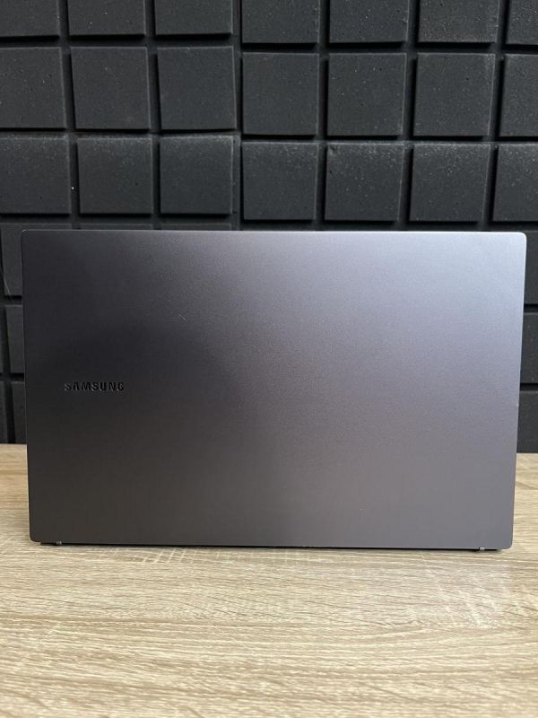 Ноутбук Samsung 750XFG i3-1315U/8GB/256SSD/UHDGraphics Б/В