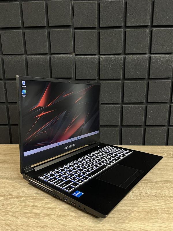 Ноутбук Gigabyte G5 KD 144Hz i5-11400H/16GB/512SSD/RTX3060-6GB Б/В