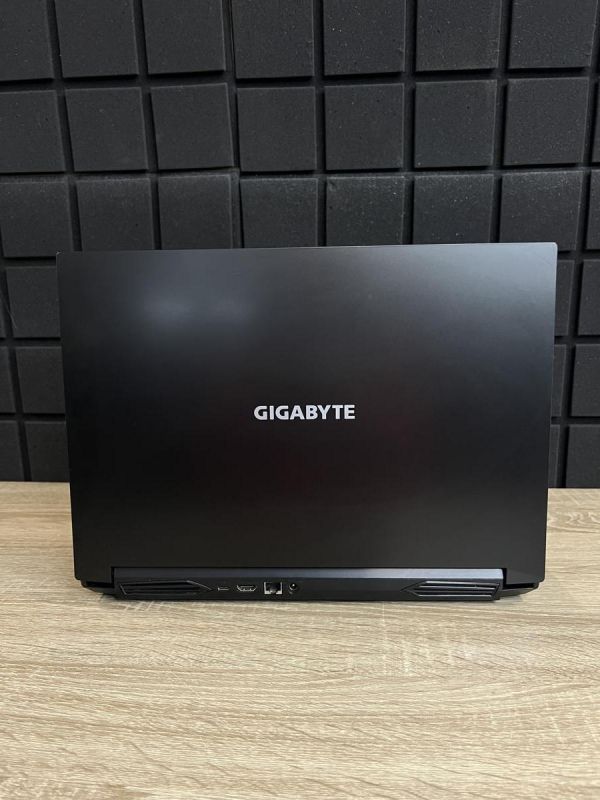 Ноутбук Gigabyte G5 KD 144Hz i5-11400H/16GB/512SSD/RTX3060-6GB Б/В