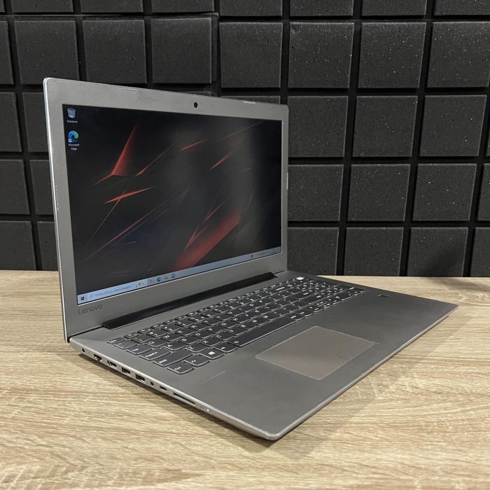 Ноутбук Lenovo IdeaPad 520-15IKB i5-7200U/8GB/240SSD/940MX-2GB Б/В