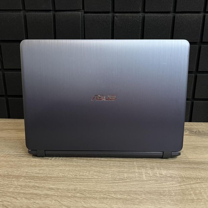 Ноутбук Asus VivoBook 15 X507UF i5-8250U/8GB/256SSD/MX130-2GB Б/В