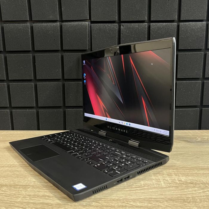 Ноутбук Dell Alienware m15 144Hz i7-8750H/16GB/512SSD/RTX2060-6GB Б/В