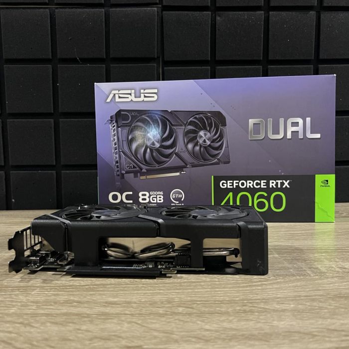 Відеокарта ASUS DUAL RTX4060-8Gb Б/В