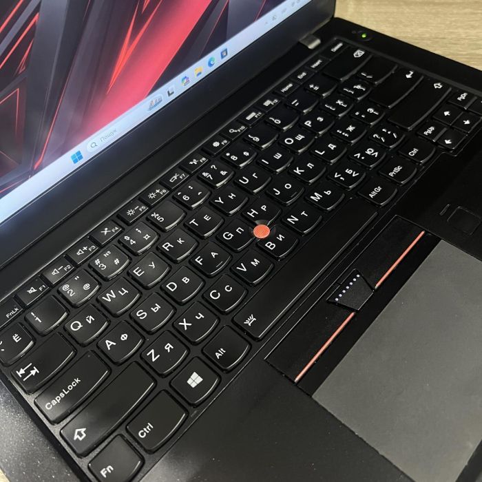 Ноутбук Lenovo ThinkPad T460s i5-6300U/4Gb/256SSD/Intel HD Б/В