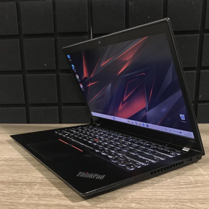 Ноутбук Lenovo ThinkPad T490s i5-8365U/8Gb/256SSD/Intel HD Б/В