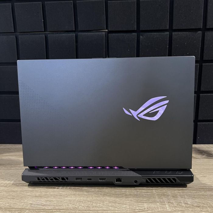 Ноутбук Asus Rog Strix 300Hz Ryzen 7 5800H/16GB/1TbSS/RTX3070-8GB Б/В