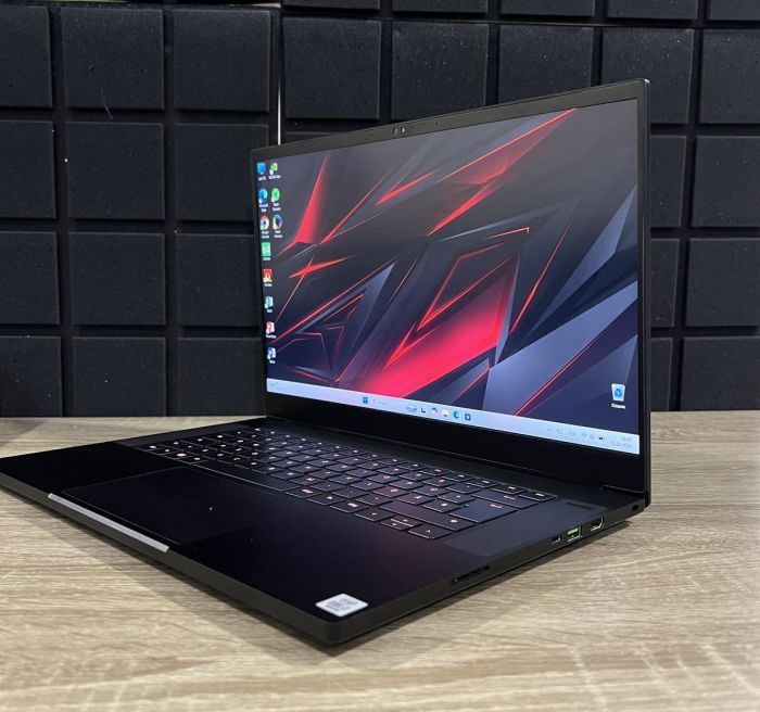 Ноутбук Razer Blade 15 RZ09-036 300Hz i7-10875H/16GB/512SSD/RTX3070-8GB Б/В