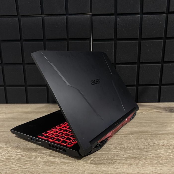 Ноутбук Acer Nitro 5 144Hz i5-11400H/16GB/512GB/RTX3050Ti-4GB Б/В