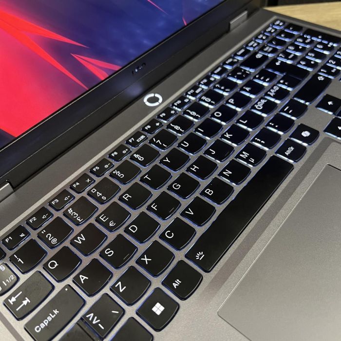 Ноутбук Lenovo LOQ 144Hz I5-12450HX/16gb/512GbSSD/RTX4060 Б/В