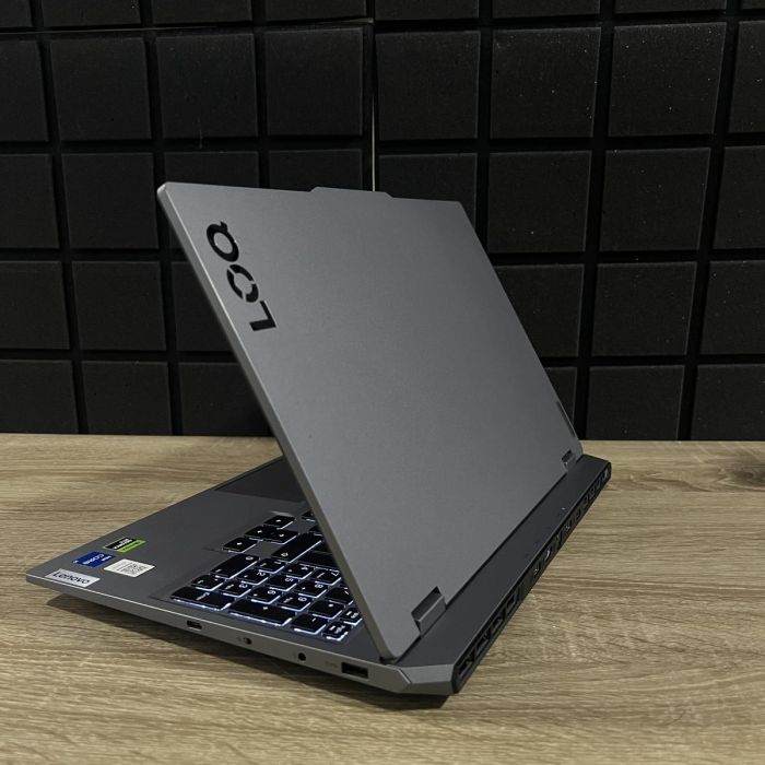 Ноутбук Lenovo LOQ 144Hz I5-12450HX/16gb/512GbSSD/RTX4060 Б/В
