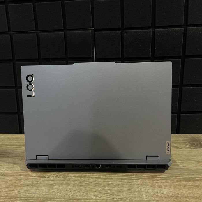 Ноутбук Lenovo LOQ 144Hz I5-12450HX/16gb/512GbSSD/RTX4060 Б/В